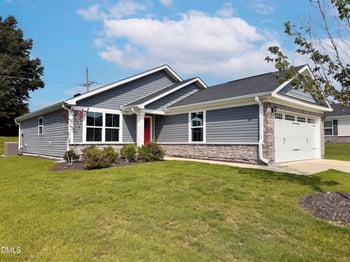 8680 Kenridge Ln, Fuquay Varina, NC 27526