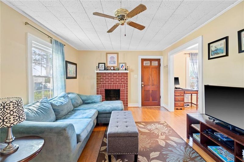 869 W Old Glencoe Rd, Burlington, NC 27217