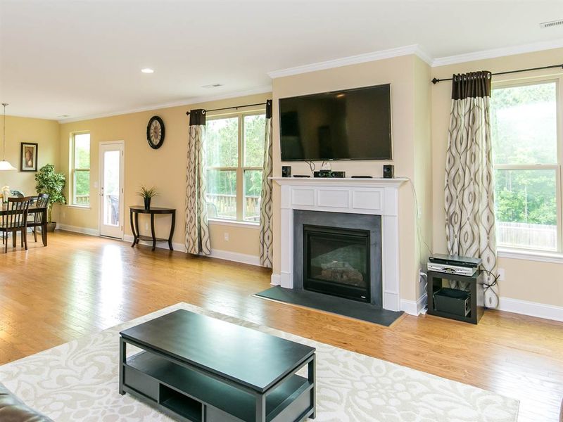 8693 Forester Ln, Apex, NC 27539