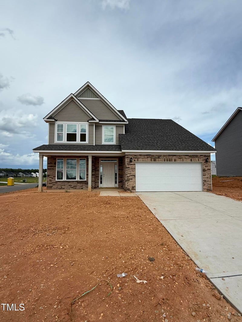 87 Appleseed Dr, Lillington, NC 27546