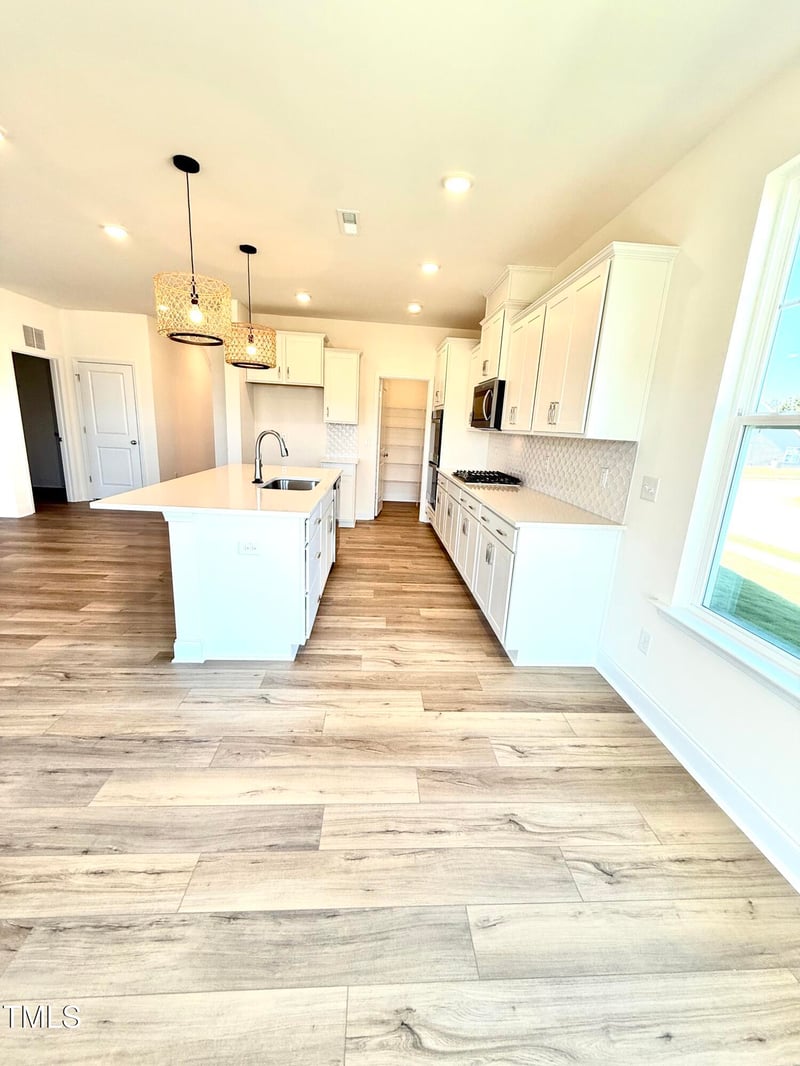 87 Appleseed Dr, Lillington, NC 27546