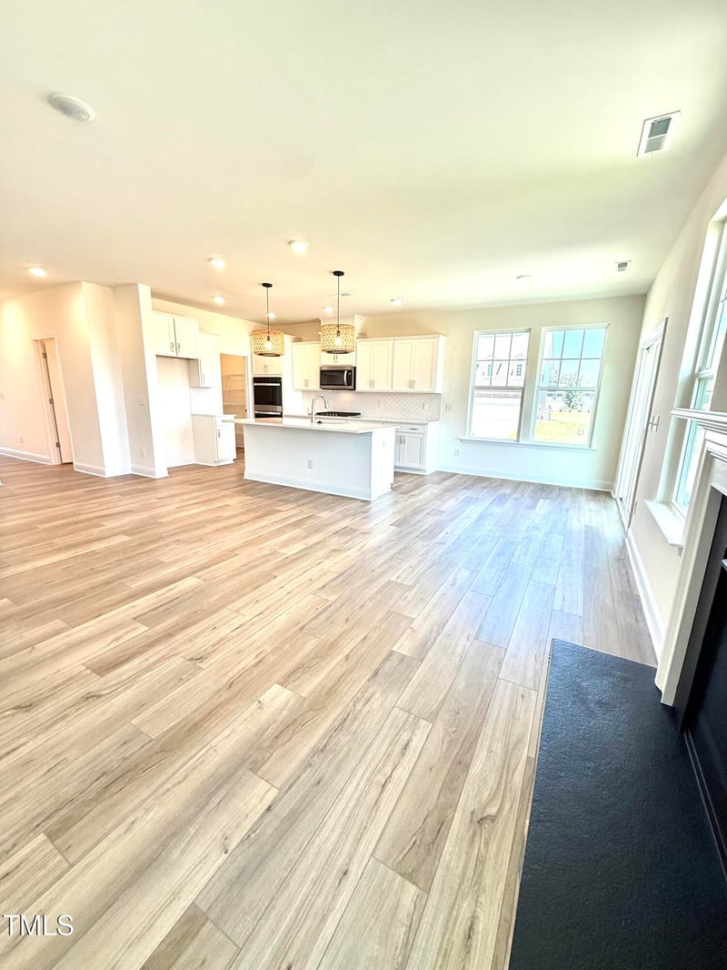 87 Appleseed Dr, Lillington, NC 27546