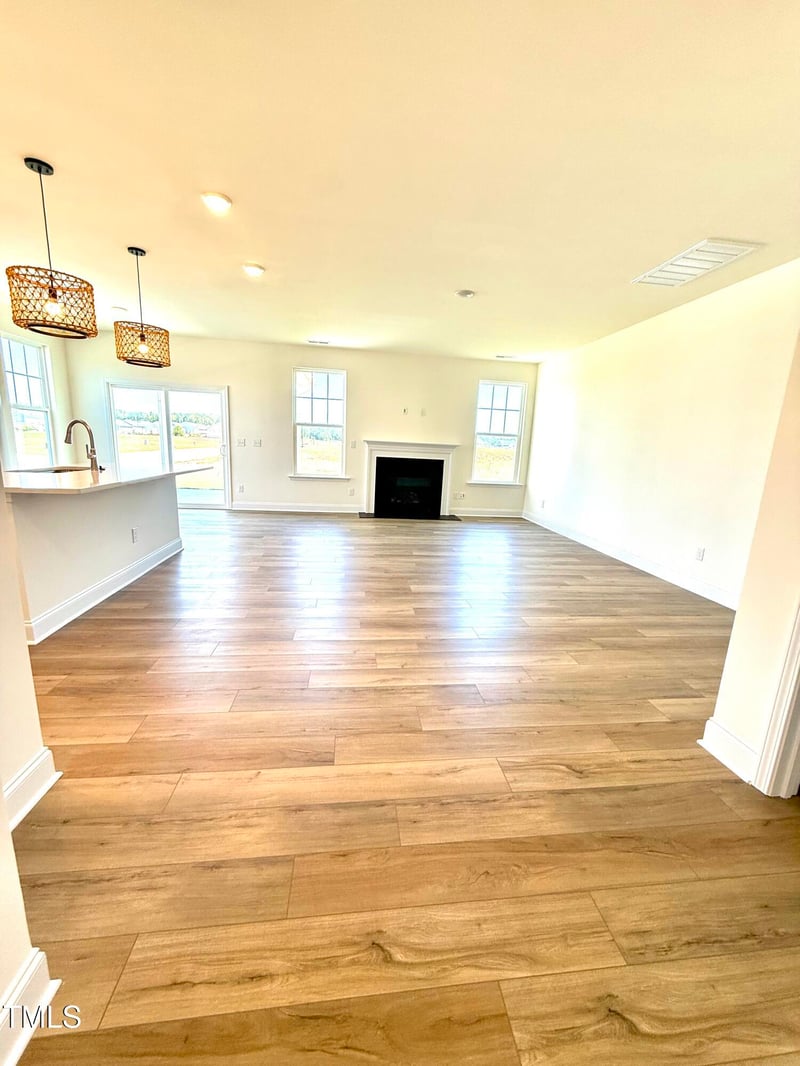 87 Appleseed Dr, Lillington, NC 27546