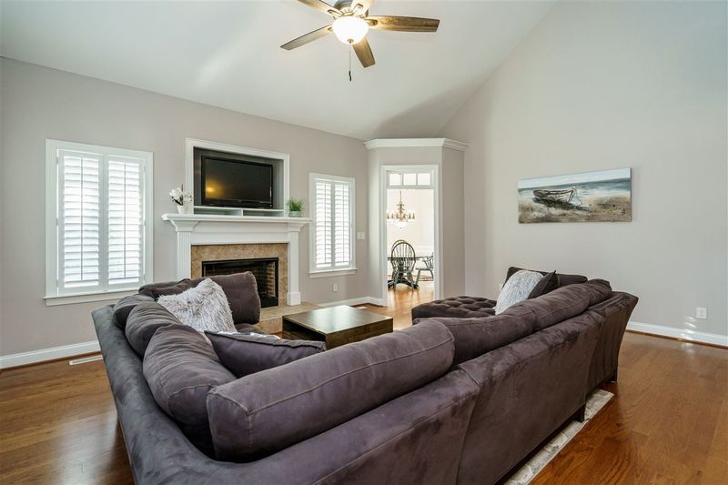 87 Granton Ct, Clayton, NC 27520