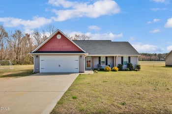 87 Hawks Croft Ct, Erwin, NC 28339