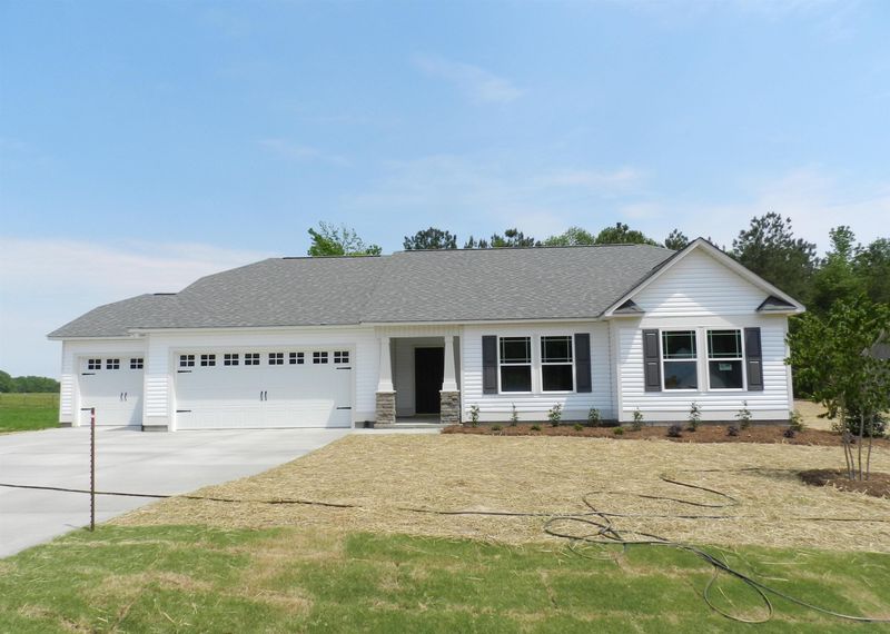 87 Hockey Puck Way, Benson, NC 27504