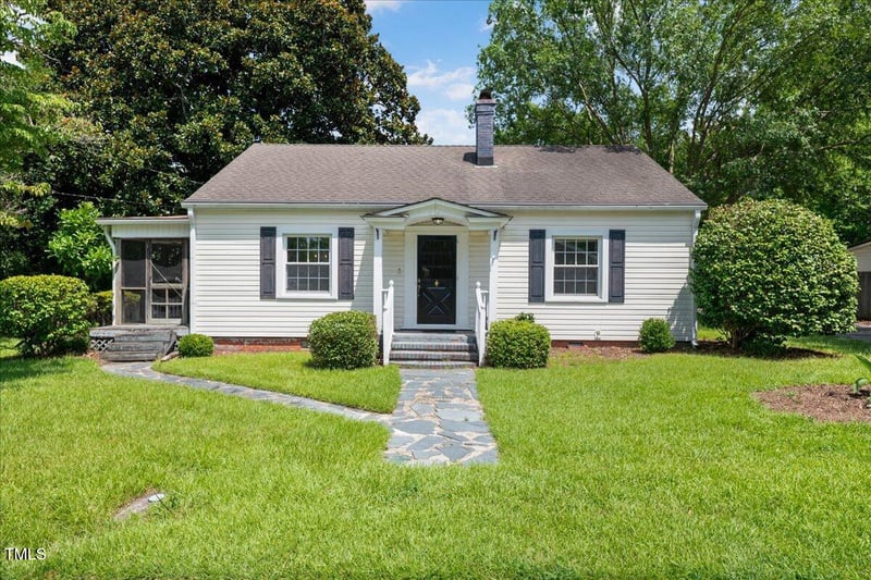 87 Poplar St, Angier, NC 27501