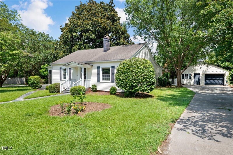 87 Poplar St, Angier, NC 27501