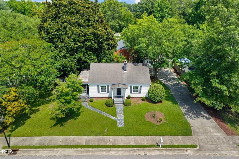 87 Poplar St, Angier, NC 27501