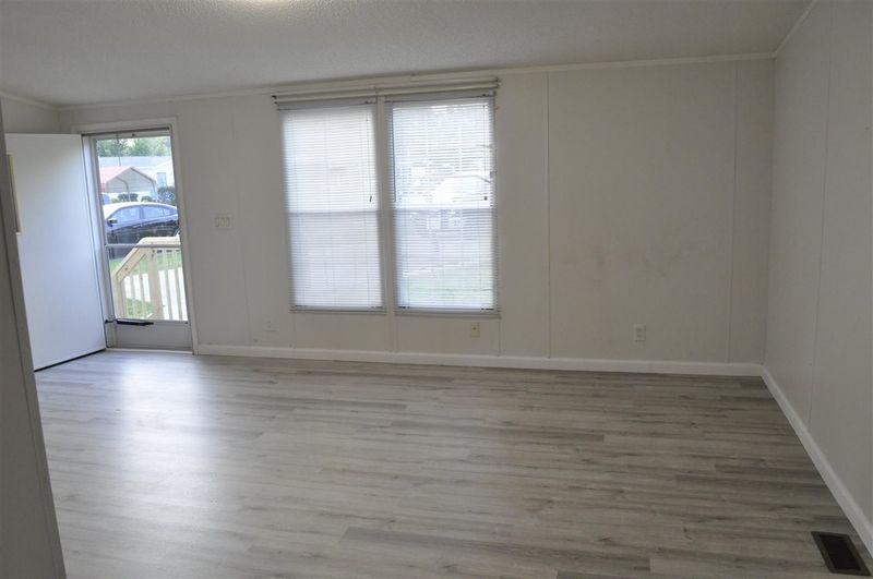 87 Primrose Ln, Roxboro, NC 27573