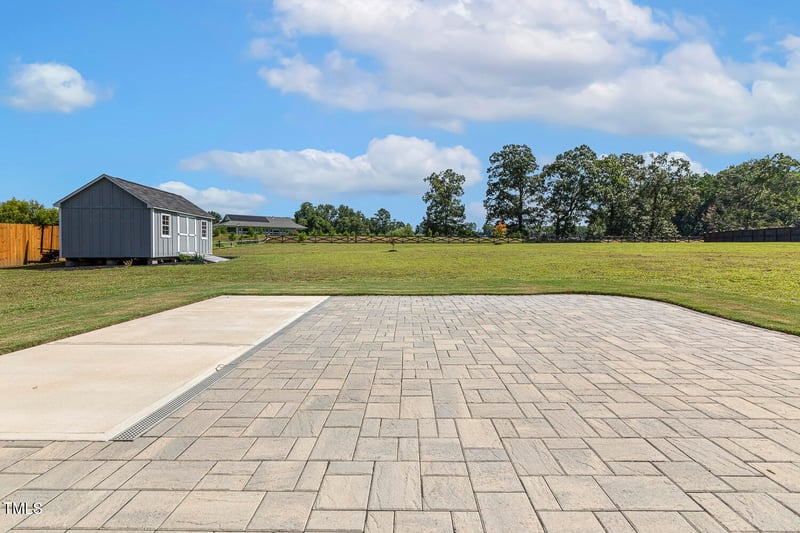 87 Prince Place Dr, Fuquay Varina, NC 27526