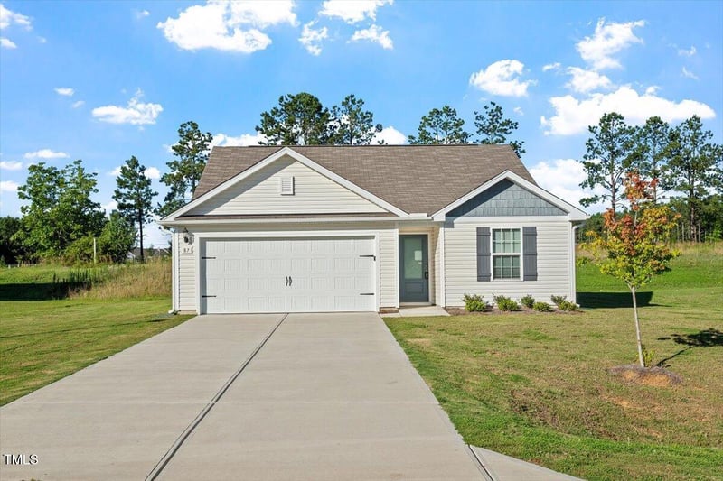 87 Royal Meadow Dr, Angier, NC 27501