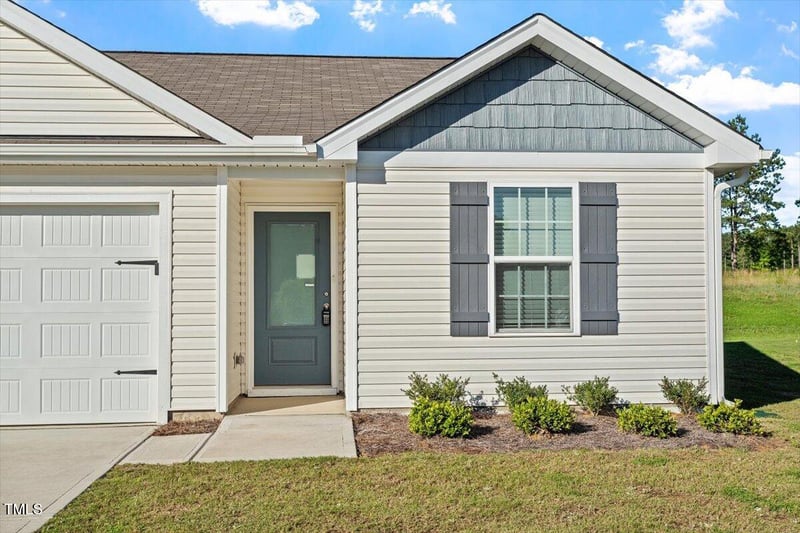 87 Royal Meadow Dr, Angier, NC 27501