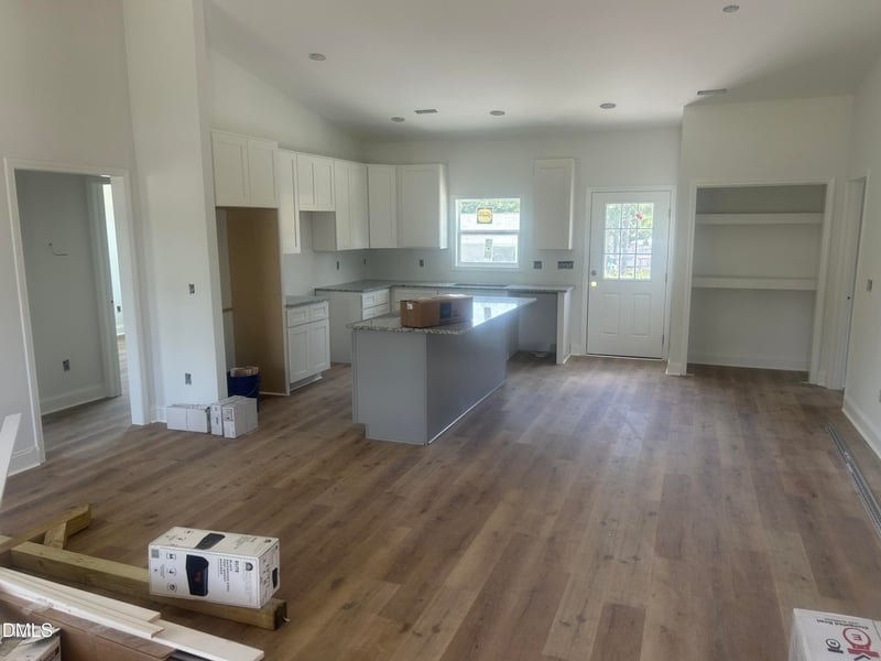 87 Stone Wood Ln, Sanford, NC 27332