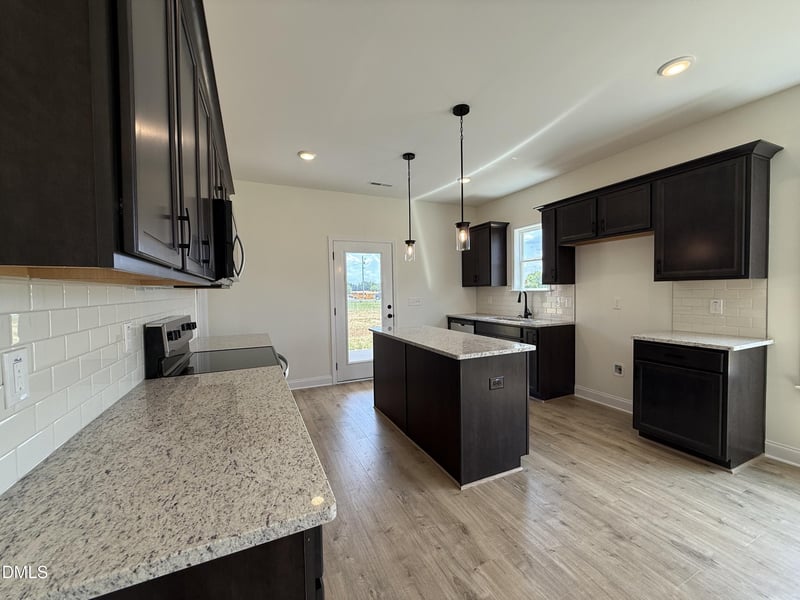 87 Sundrops Trl, Dunn, NC 28334