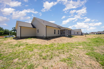87 Tee Dr, Selma, NC 27576