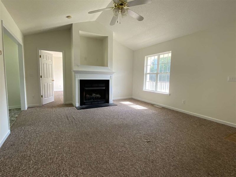 87 Thistle Dr, Selma, NC 27576
