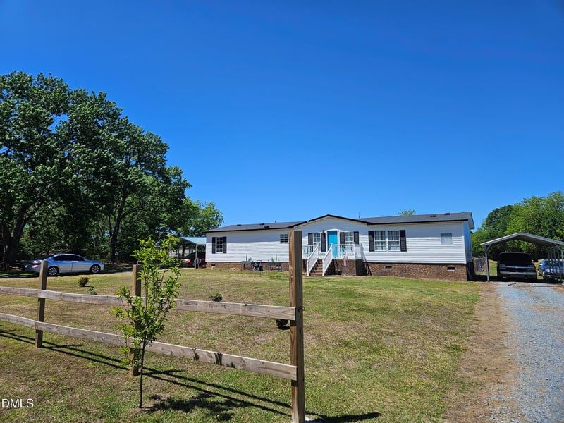 87 Williams St, Coats, NC 27521