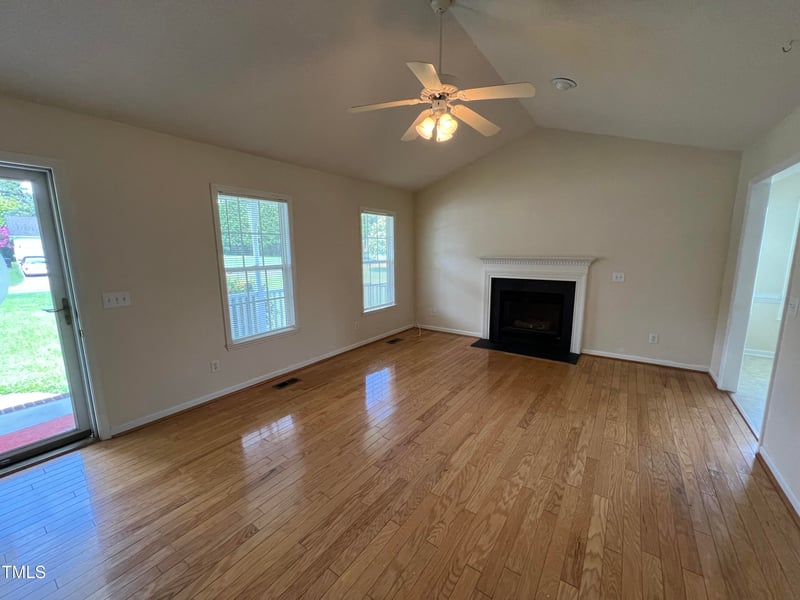 87 Willow Pond Ct, Lillington, NC 27546