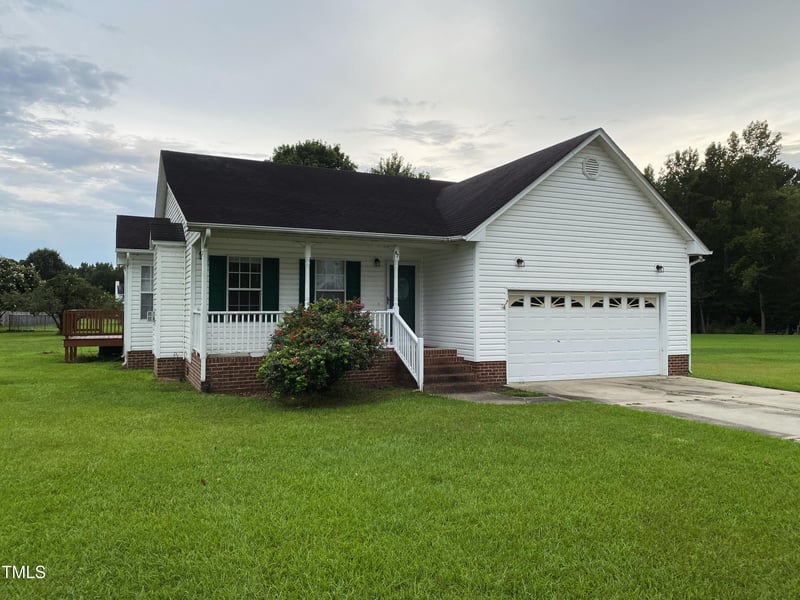 87 Willow Pond Ct, Lillington, NC 27546
