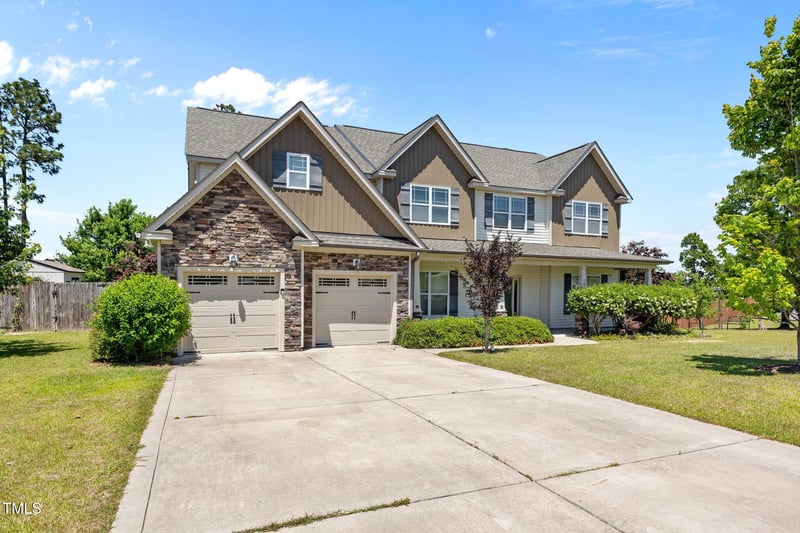 870 Kentucky Derby Ln, Lillington, NC 27546