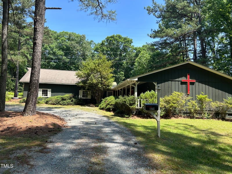 870 Weaver Dairy Rd, Chapel Hill, NC 27514
