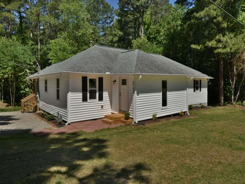 8700 Albright Rd, Raleigh, NC 27612