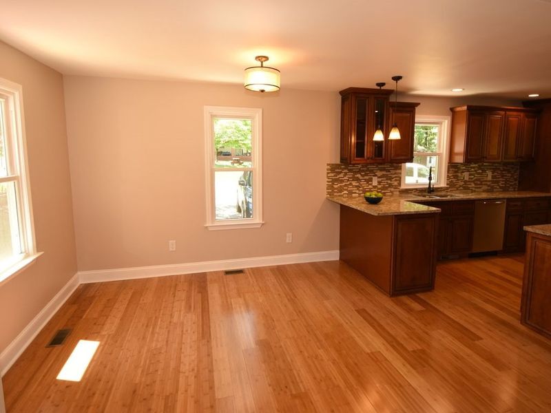 8700 Albright Rd, Raleigh, NC 27612