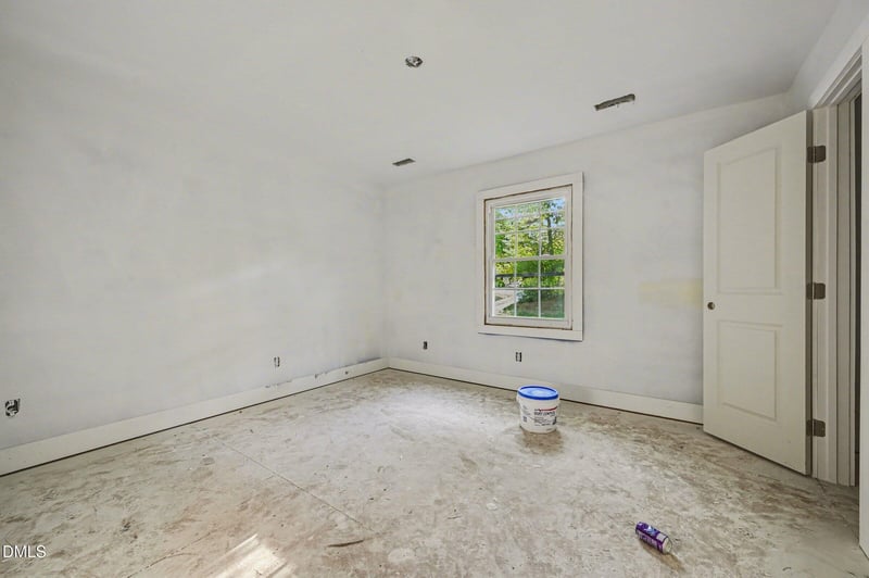 8700 Cliff Top Ct, Raleigh, NC 27613