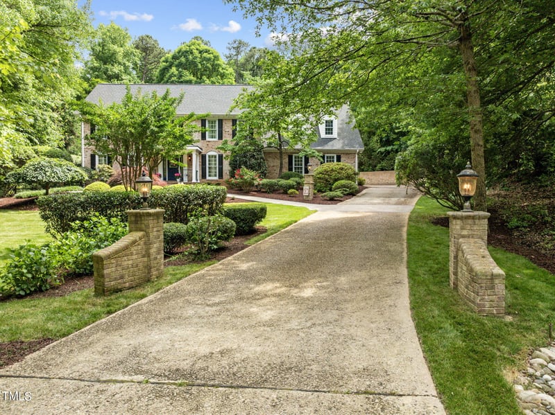 8700 Kings Mill Pl, Raleigh, NC 27615