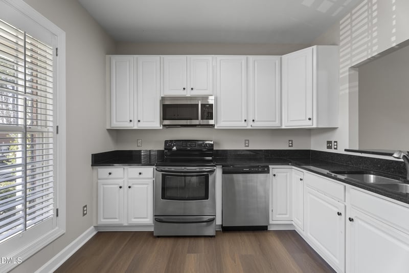 8700 Leeds Forest Ln, Raleigh, NC 27615