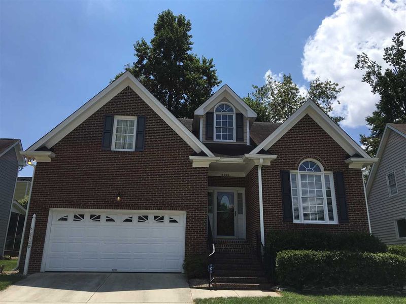 8700 Paddle Wheel Dr, Raleigh, NC 27615