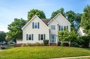 8701 Erinsbrook Dr, Raleigh, NC 27617