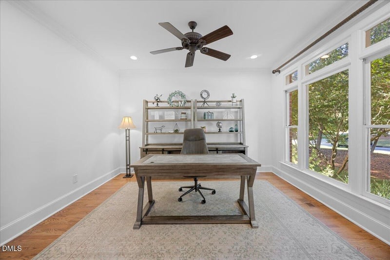 8701 Gleneagles Dr, Raleigh, NC 27613