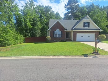 8701 Grouse Run Ln, Fayetteville, NC 28314