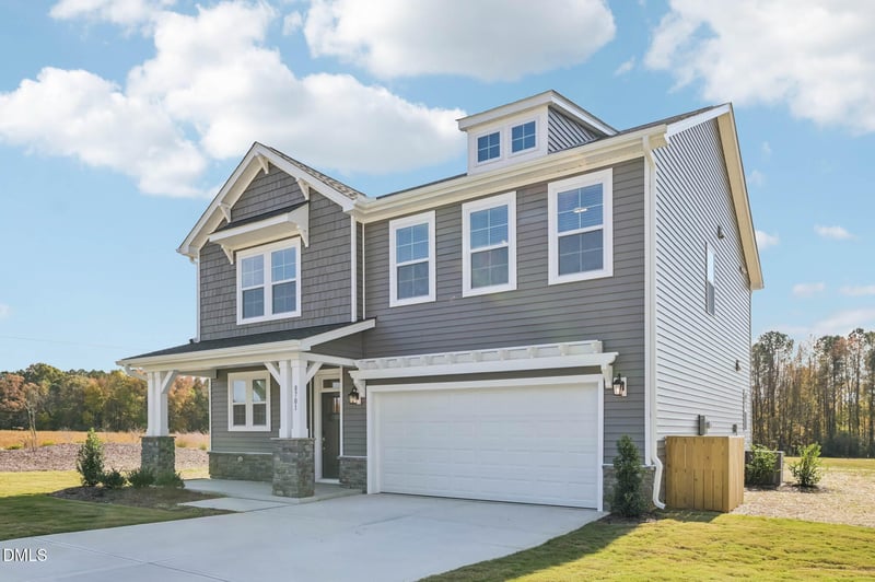 8701 Maxine St, Willow Springs, NC 27592