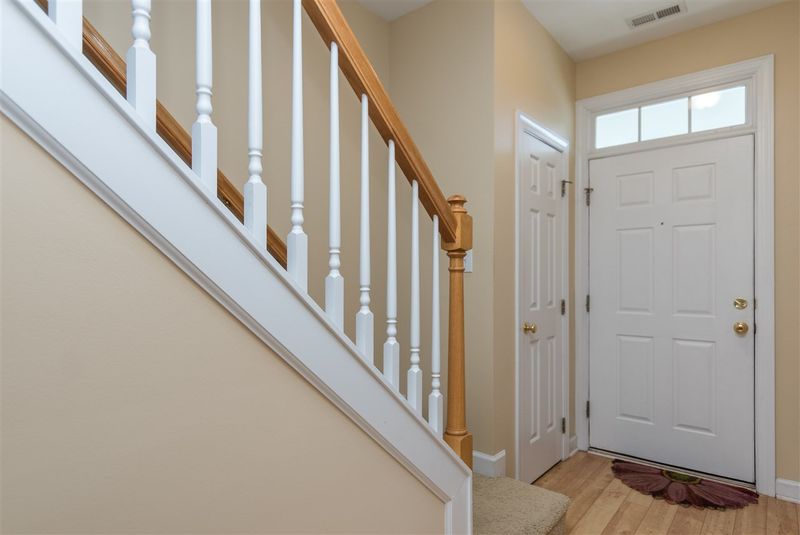 8702 Belford Valley Ln, Raleigh, NC 27615