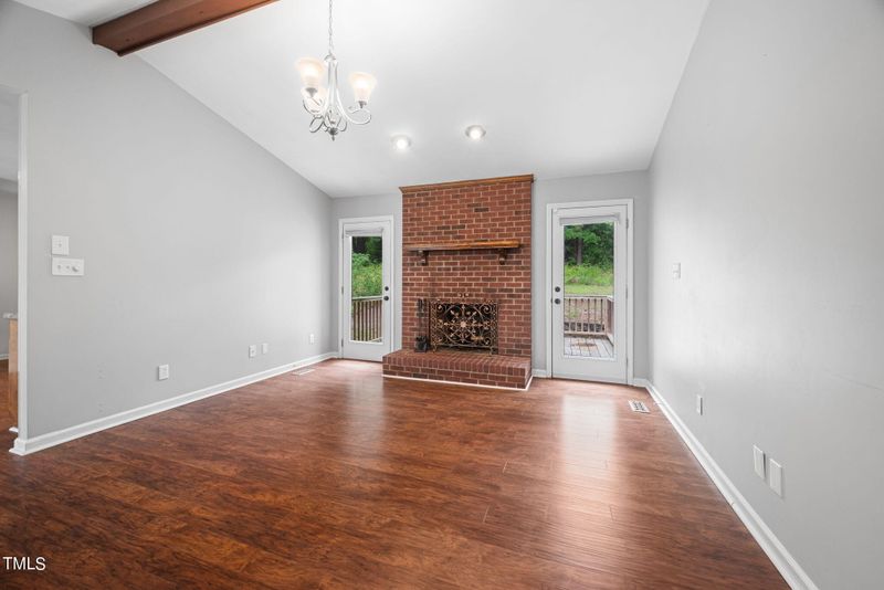 8702 Crestwood Dr, Garner, NC 27529