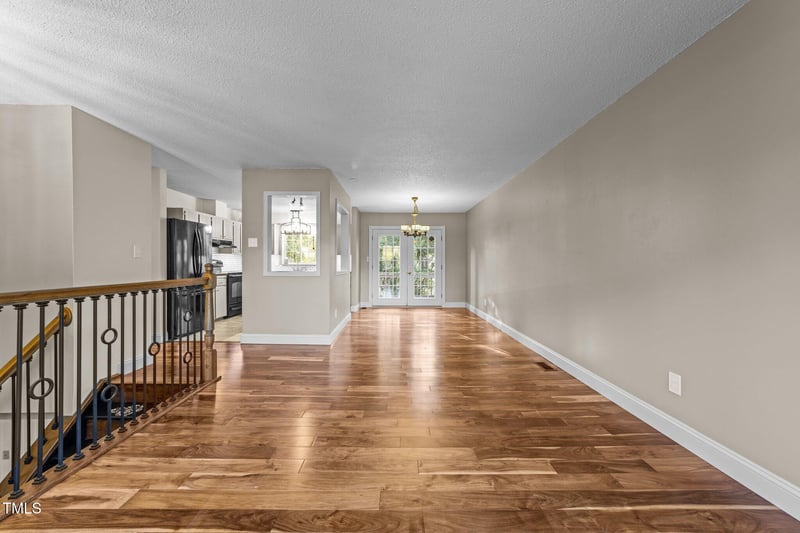 8704 Bucksport Ln, Raleigh, NC 27613