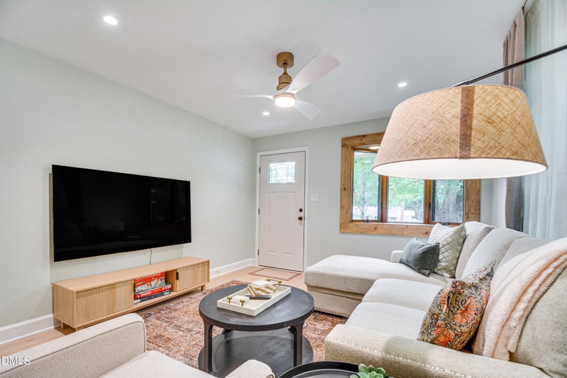 8704 Chapel Hill Rd, Cary, NC 27513