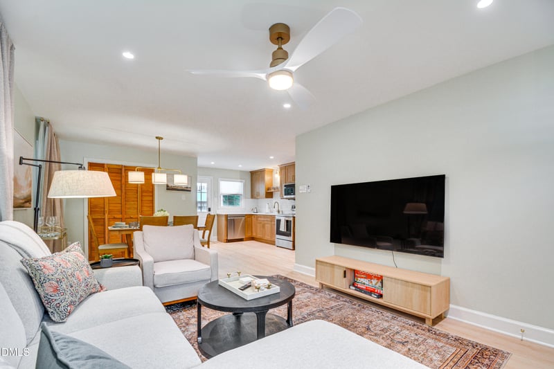 8704 Chapel Hill Rd, Cary, NC 27513