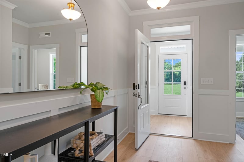 8704 Maxine St, Willow Springs, NC 27592