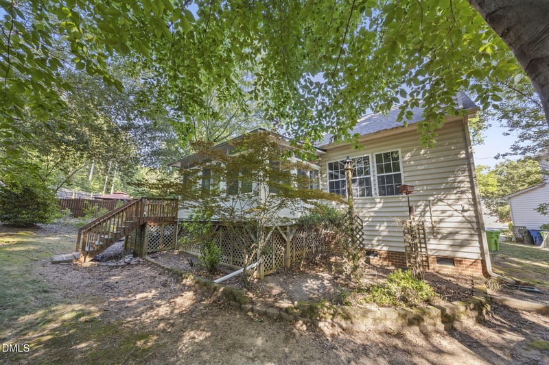 8704 Springhouse Ln, Raleigh, NC 27617