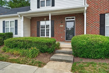 8708 Belford Valley Ln, Raleigh, NC 27615