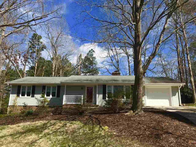 8708 Chesley Ct, Raleigh, NC 27613