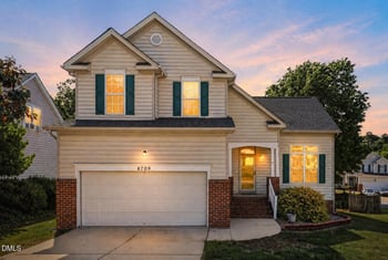 8709 Blakehurst Dr, Raleigh, NC 27617