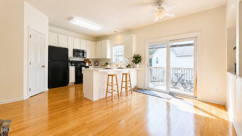 8709 Blakehurst Dr, Raleigh, NC 27617