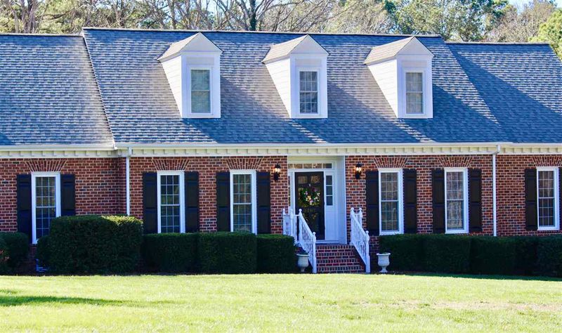 8709 Highhill Rd, Raleigh, NC 27615