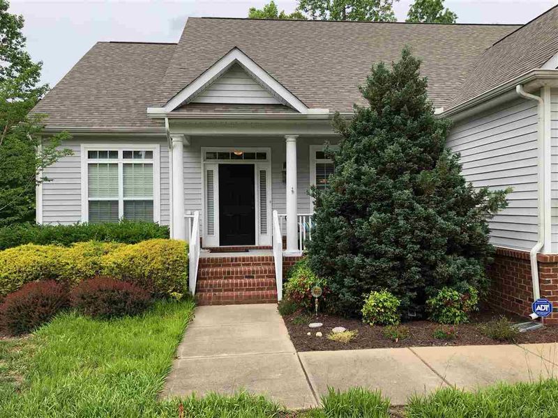 871 Seastone St, Raleigh, NC 27603