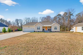 8712 Clear Pool Ln, Willow Springs, NC 27592